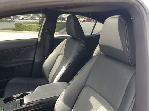 Used 2023 Lexus IS 300 w/ Premium Package RWD image 20