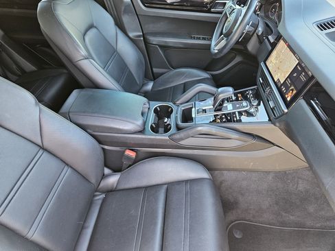 Certified 2020 Porsche Cayenne image 15