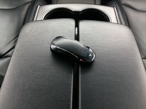 Used 2018 Tesla Model X 100D AWD/4WD image 45