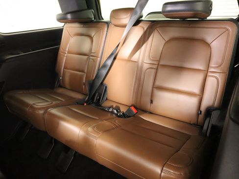 Used 2024 Lincoln Navigator Reserve w/ Monochromatic Package image 14