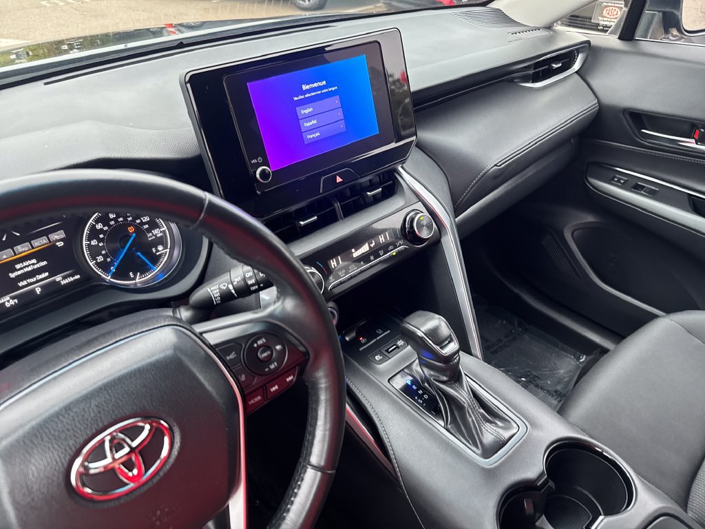 Used 2023 Toyota Venza LE AWD/4WD image 23
