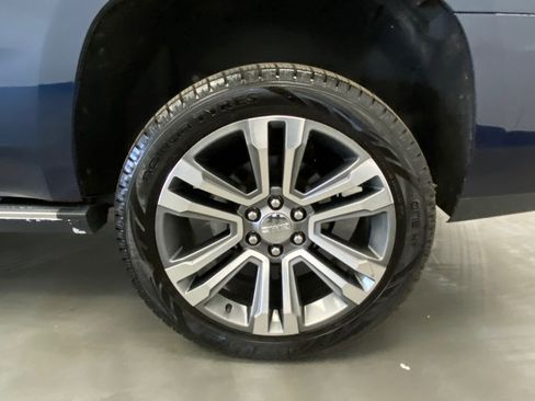 Used 2019 GMC Yukon Denali w/ Denali Ultimate Package image 18
