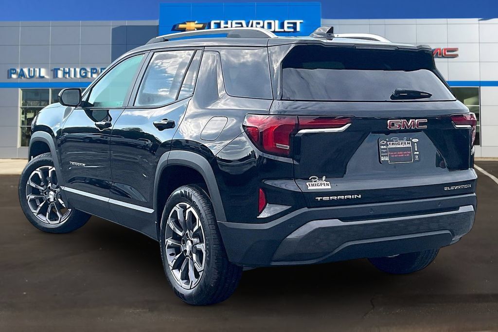 New 2027 GMC Terrain Elevation w/ Elevation Premium Package FWD image 3