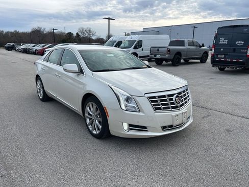 Used 2013 Cadillac XTS Premium image 7
