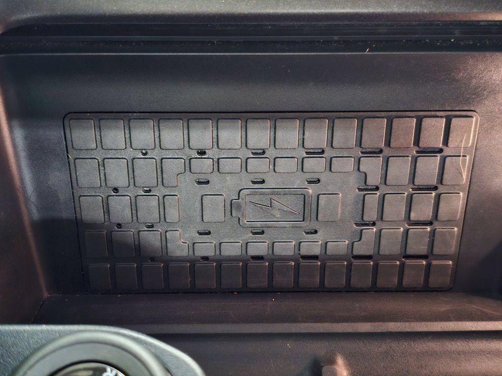 Used 2025 Ford Expedition Active AWD/4WD image 19