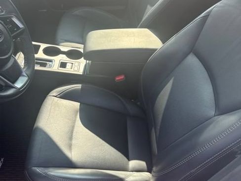 Used 2019 Subaru Outback 2.5i Limited AWD/4WD image 7