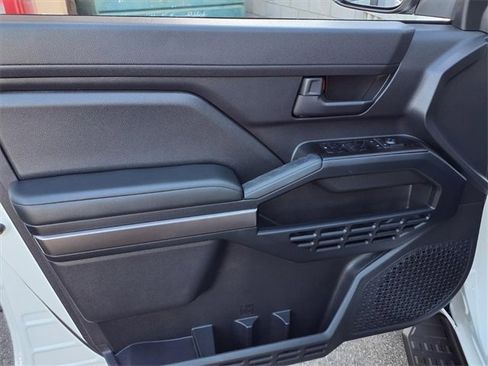 Used 2025 Toyota 4Runner SR5 image 10