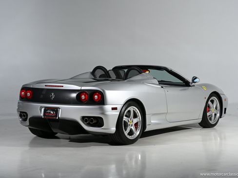 Used 2004 Ferrari 360 Spider RWD image 9