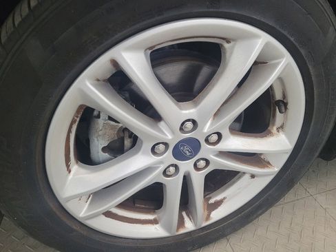 Used 2018 Ford Fusion SE w/ Fusion SE Technology Package FWD image 31