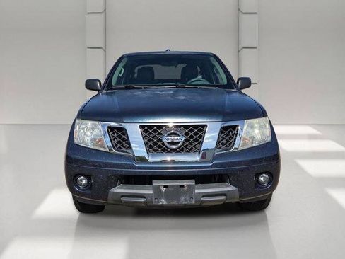 Used 2015 Nissan Frontier SV RWD image 8