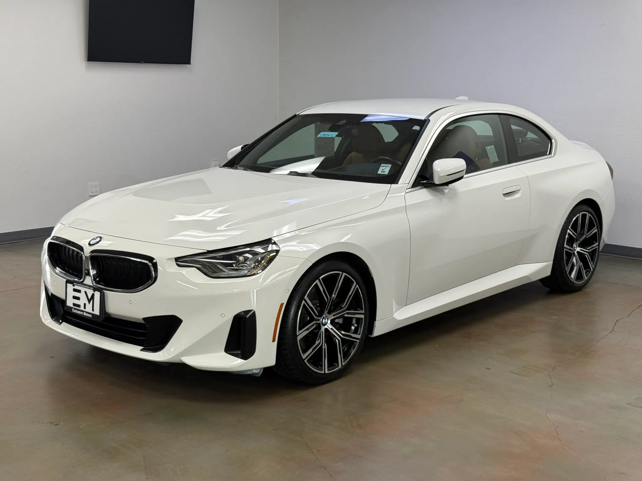 Used 2022 BMW 230i Coupe w/ Premium Package RWD image 4