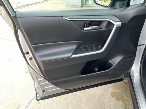 Used 2024 Toyota RAV4 XLE FWD image 14