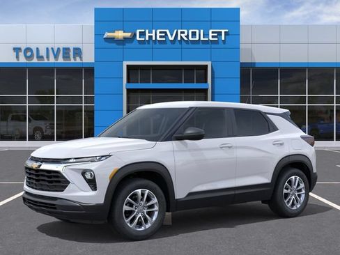 New 2026 Chevrolet TrailBlazer LS w/ LS Convenience Package AWD/4WD image 2