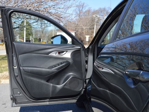 Used 2018 MAZDA CX-3 Sport image 12