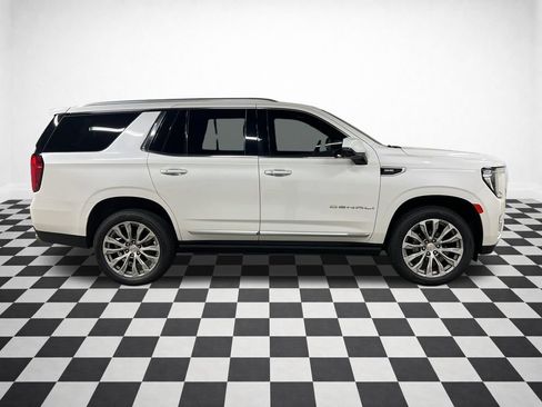 Certified 2021 GMC Yukon Denali w/ Denali Premium Package AWD/4WD image 2