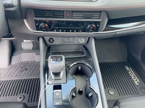 New 2026 Nissan Rogue SV AWD/4WD image 24