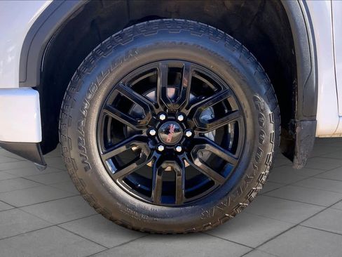 Used 2020 GMC Sierra 1500 Elevation w/ Elevation Value Package image 10