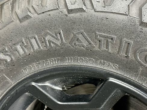 Used 2021 Jeep Gladiator Willys image 33