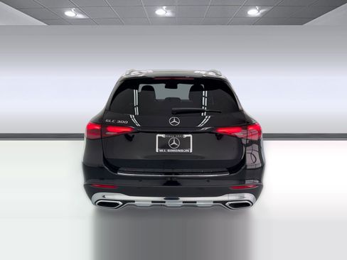 Used 2026 Mercedes-Benz GLC 300 image 9