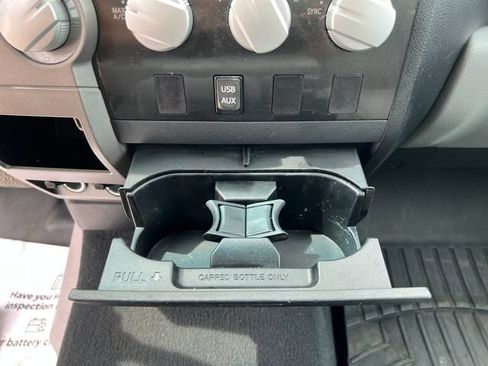 Used 2012 Toyota Tundra 4x4 CrewMax w/ Tow Pkg image 27