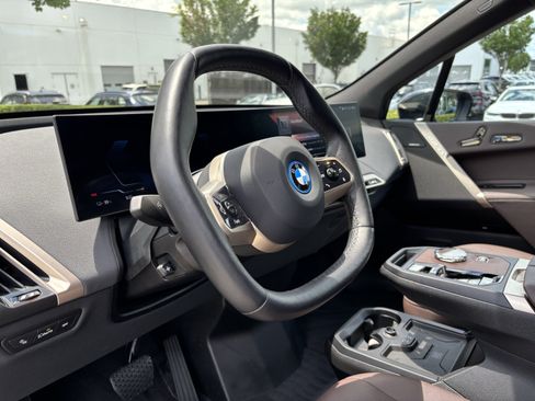 Certified 2023 BMW iX xDrive50 w/ Premium Package AWD/4WD image 16