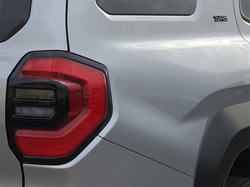 New 2026 Toyota 4Runner SR5 image 11