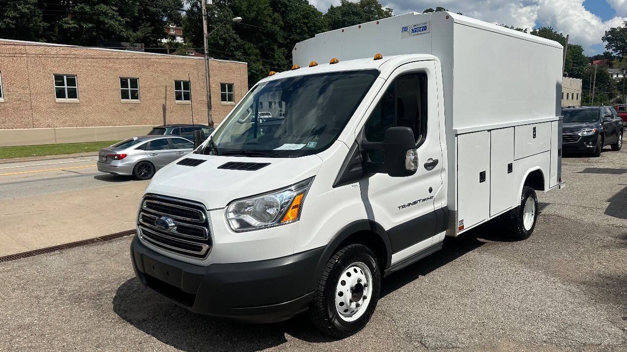 Used 2017 Ford Transit 350 138 DRW w/ Interior Upgrade Package RWD image 3
