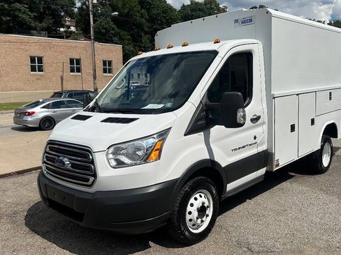Used 2017 Ford Transit 350 138 DRW w/ Interior Upgrade Package RWD image 3