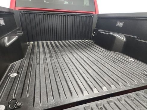 Used 2025 Toyota Tacoma TRD Sport image 36