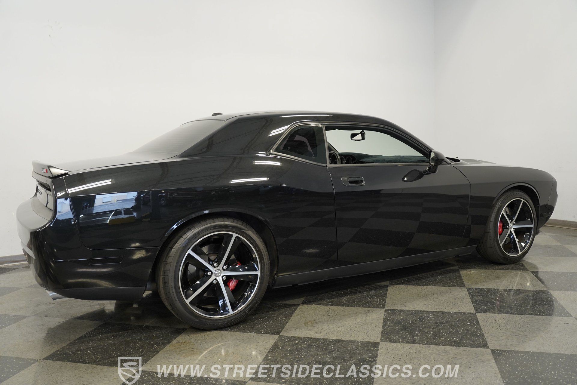 Used 2010 Dodge Challenger SRT8 w/ SRT Option Group II RWD image 13