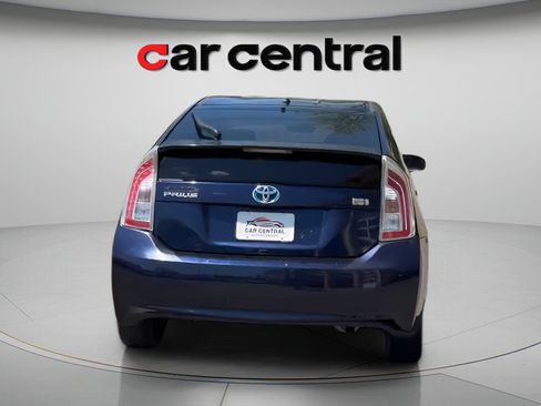 Used 2012 Toyota Prius Two FWD image 4