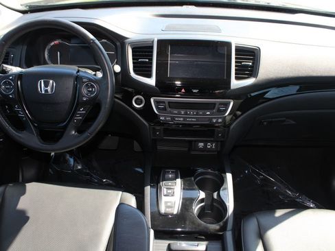 Used 2020 Honda Ridgeline RTL-E image 16