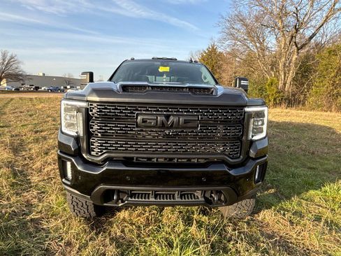 Used 2021 GMC Sierra 3500 Denali w/ Denali Ultimate Package image 8