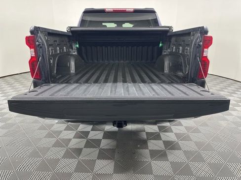 Used 2024 Chevrolet Silverado 1500 LT AWD/4WD image 18