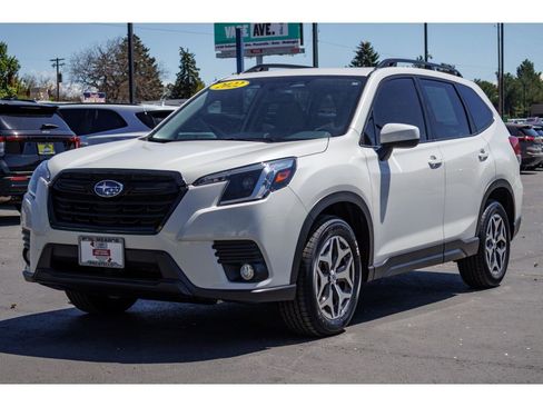 Certified 2022 Subaru Forester Premium AWD/4WD image 7