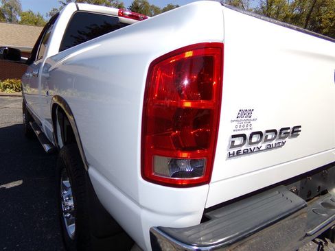 Used 2004 Dodge Ram 2500 Truck SLT w/ Trailer Tow Group image 8