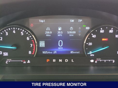 New 2024 Ford Explorer ST-Line w/ Class IV Trailer Tow Package image 21