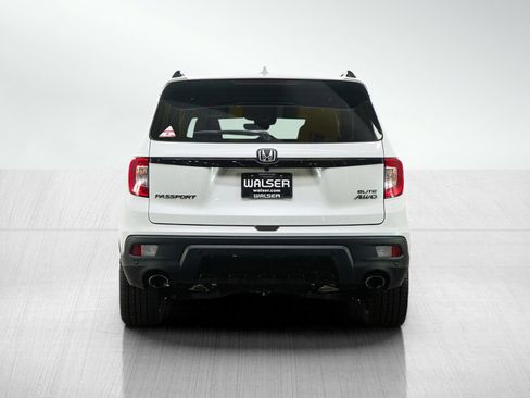 Used 2021 Honda Passport Elite image 4