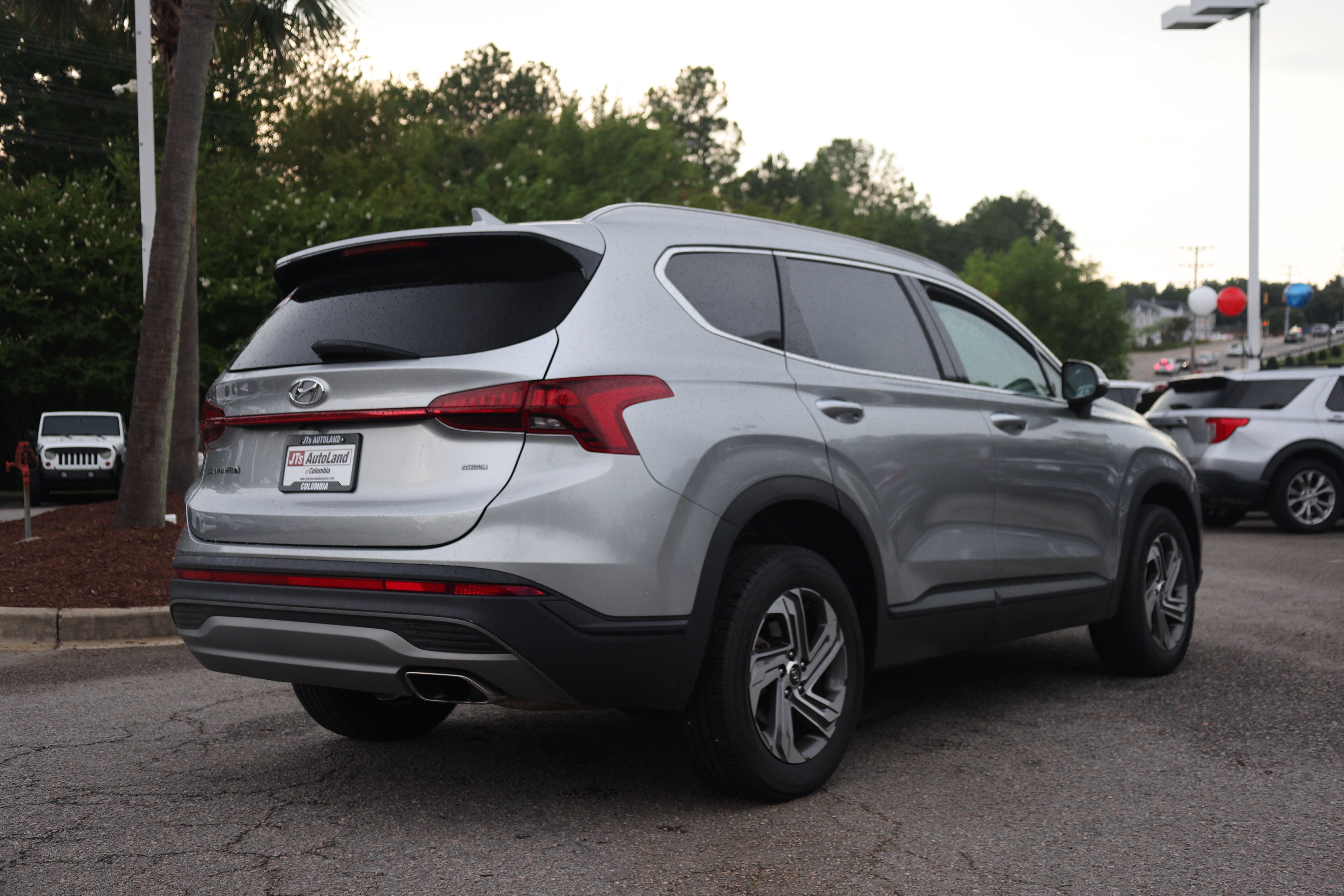 Used 2023 Hyundai Santa Fe SEL AWD/4WD image 5