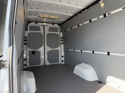 New 2025 Mercedes-Benz Sprinter 3500 image 15