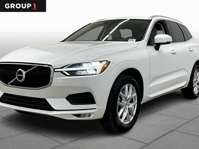 Used 2021 Volvo XC60 T5 Momentum w/ Protection Package Premier