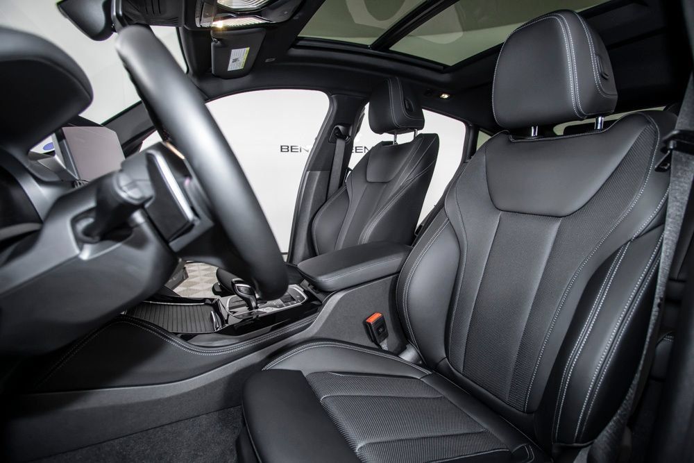 Used 2024 BMW X4 M40i w/ Premium Package AWD/4WD image 13