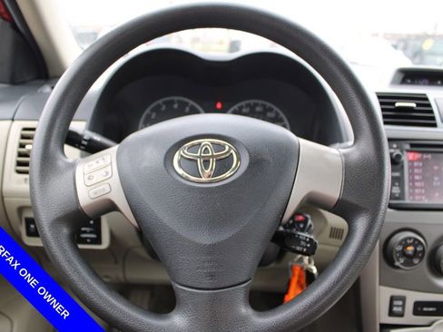 Used 2013 Toyota Corolla LE image 26