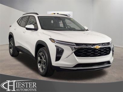 Certified 2025 Chevrolet Trax LT w/ Driver Confidence Package