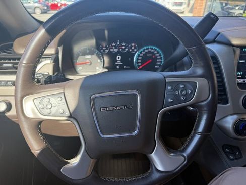 Used 2019 GMC Yukon Denali image 28