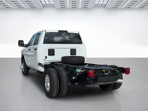 New 2026 RAM 3500 Tradesman w/ Chrome Appearance Group image 5