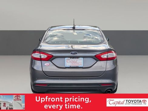 Used 2014 Ford Fusion SE FWD image 6