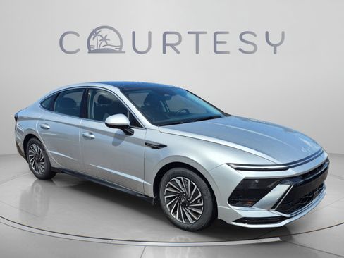 New 2026 Hyundai Sonata SEL FWD image 7