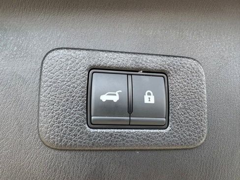 Used 2024 Nissan Armada SL AWD/4WD image 14