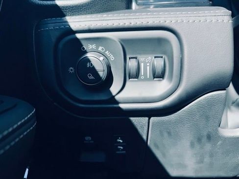 New 2026 RAM 1500 Limited w/ Body Color Bumper Group image 29